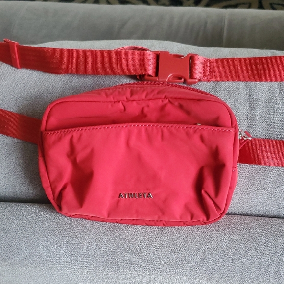 Athleta Handbags - Athleta All About Croasbody Beltbag